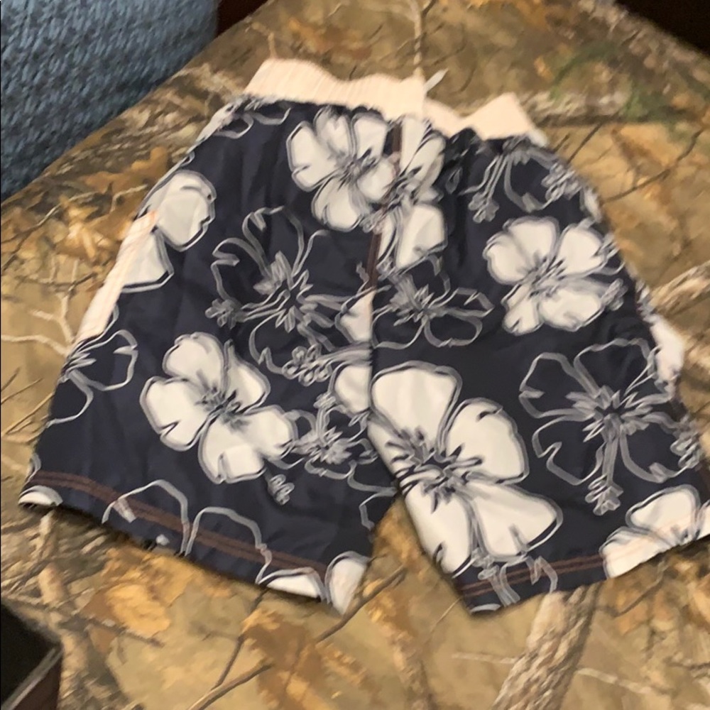 Swim trunks - Picture 3 of 3